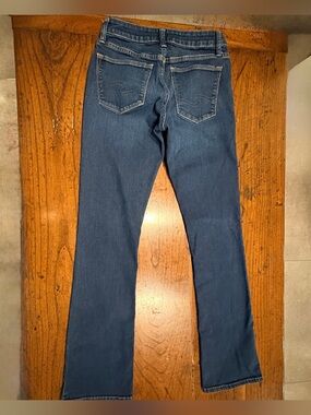 Silver Jeans Women's Dark Blue Flare Jeans Size 28